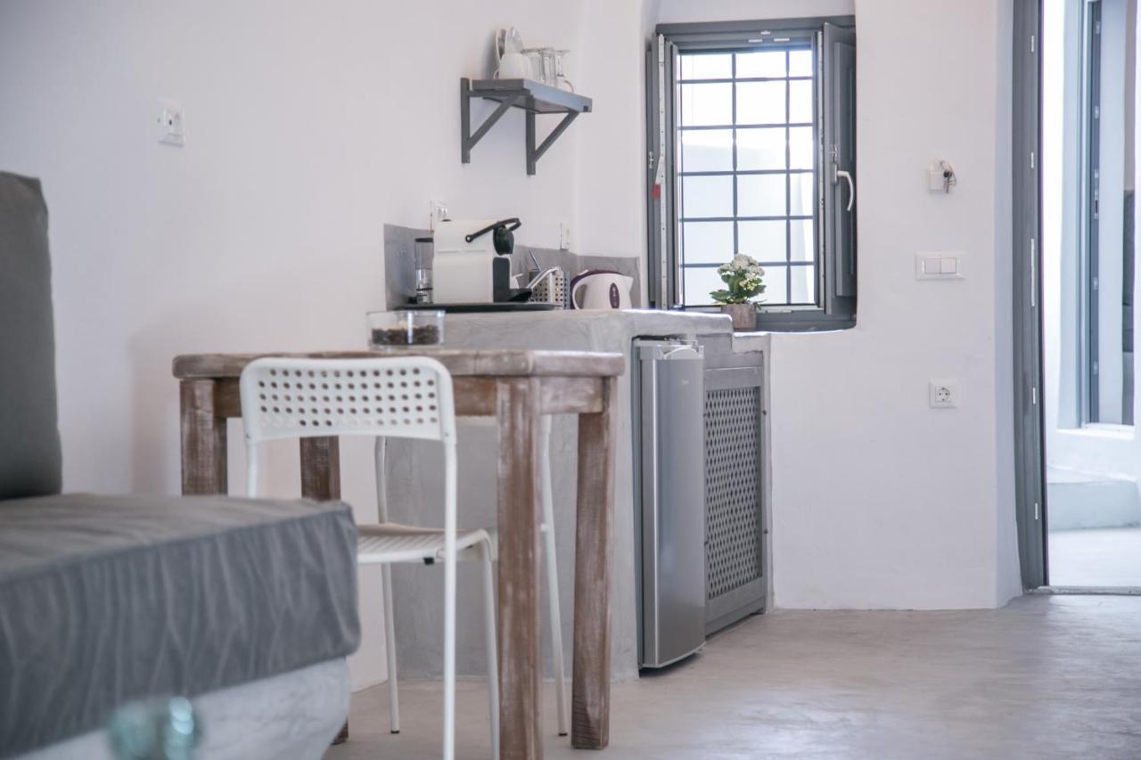 Theodora Suites (Adults Only) Oia  Ngoại thất bức ảnh