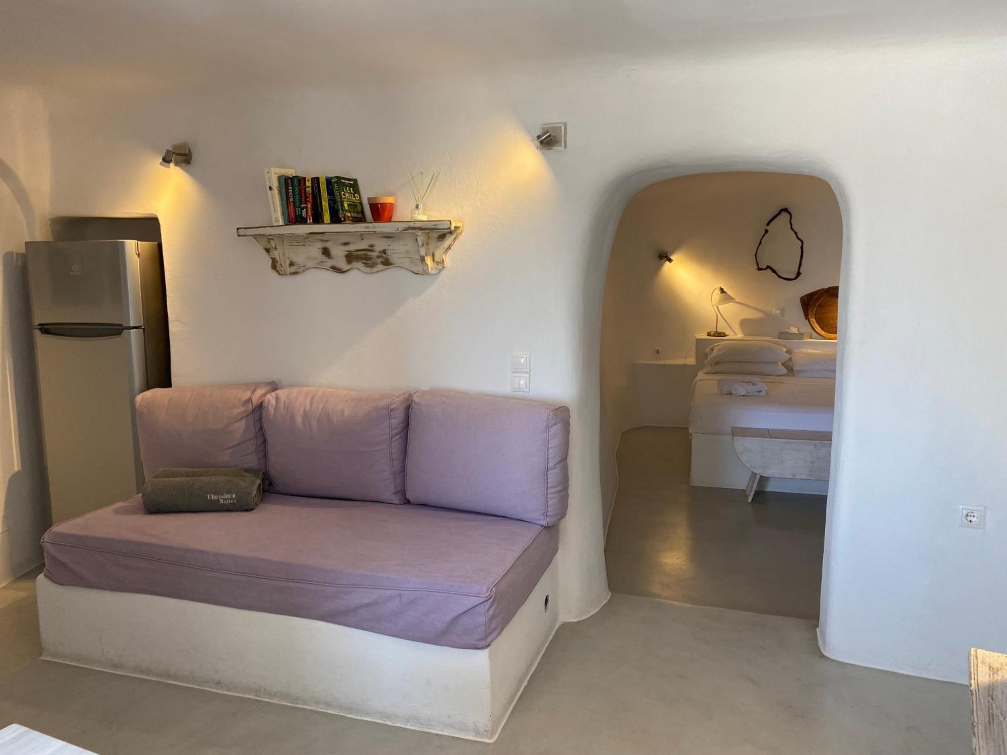 Theodora Suites (Adults Only) Oia  Ngoại thất bức ảnh